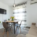 公寓 Frane 2br Aparment Near Old Town