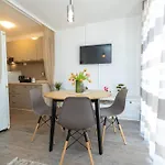 公寓 Frane 2br Aparment Near Old Town *