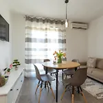 公寓 Frane 2br Aparment Near Old Town